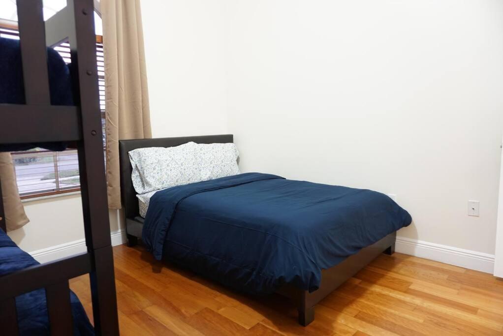New Luxury Vacation Dream Rental- Sleeps 15! ไมอามี ภายนอก รูปภาพ