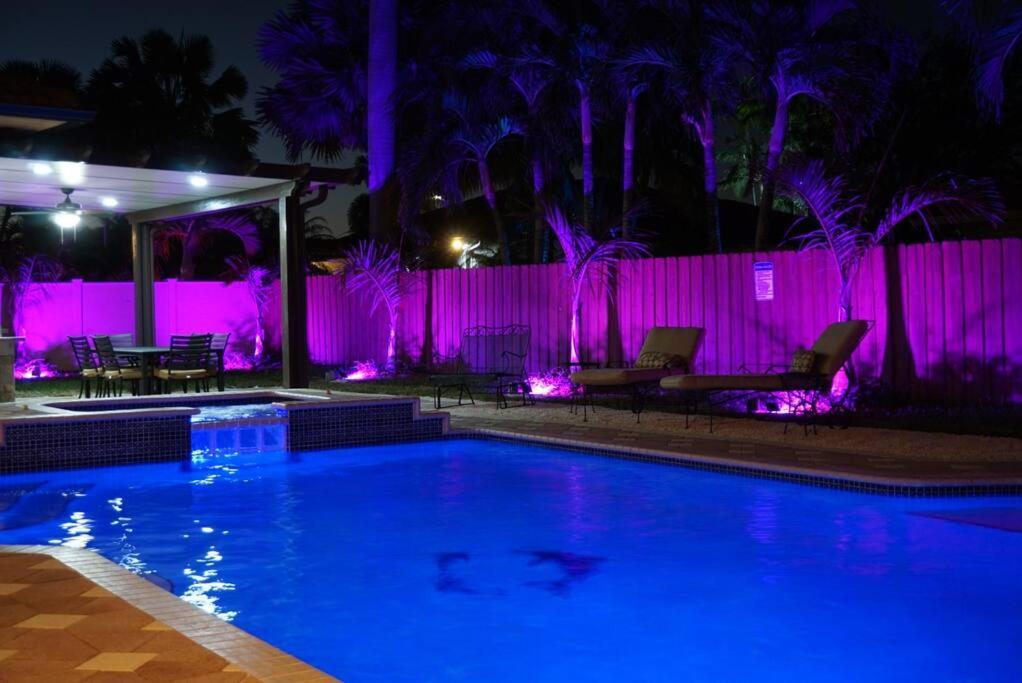 New Luxury Vacation Dream Rental- Sleeps 15! ไมอามี ภายนอก รูปภาพ