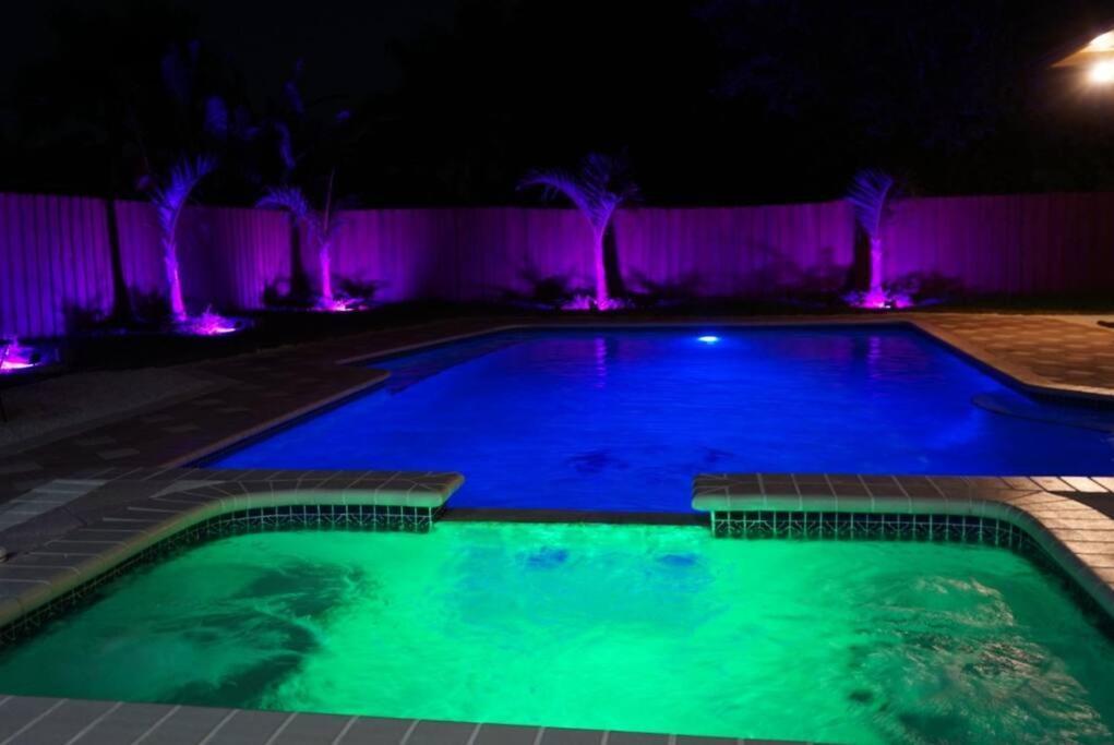 New Luxury Vacation Dream Rental- Sleeps 15! ไมอามี ภายนอก รูปภาพ