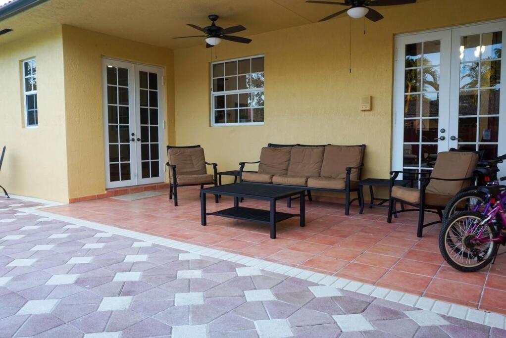 New Luxury Vacation Dream Rental- Sleeps 15! ไมอามี ภายนอก รูปภาพ